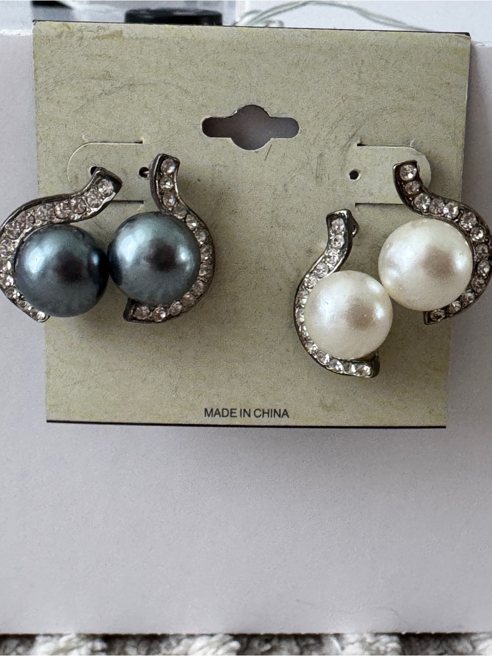 Earrings set